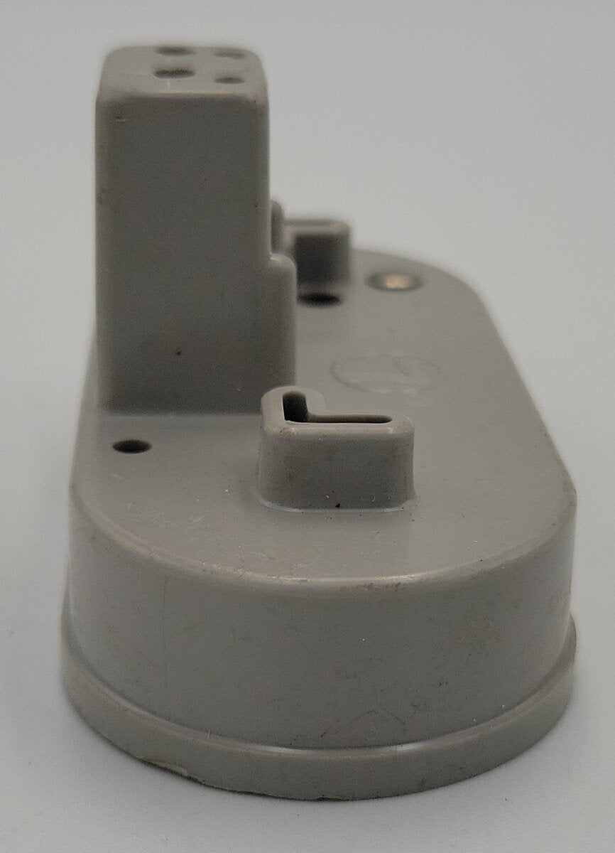 Lionel 452-12 O Gauge Gantry Signal Bridge Base with Fahnestock Clips