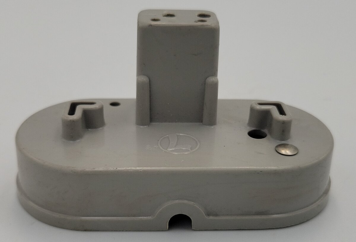 Lionel 452-12 O Gauge Gantry Signal Bridge Base with Fahnestock Clips