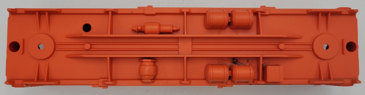 Lionel 6672-4 O Gauge Orange & Black Western Maryland Reefer Car Shell w/o Doors