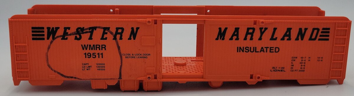 Lionel 6672-4 O Gauge Orange & Black Western Maryland Reefer Car Shell w/o Doors