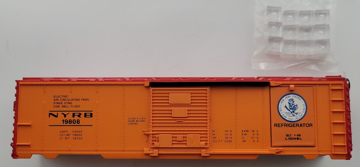 Lionel 19808-1 New York Central Ice Car Shell with Roof in Original Box #19808