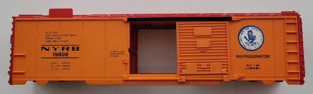 Lionel 19808-1 New York Central Ice Car Shell with Roof in Original Box #19808