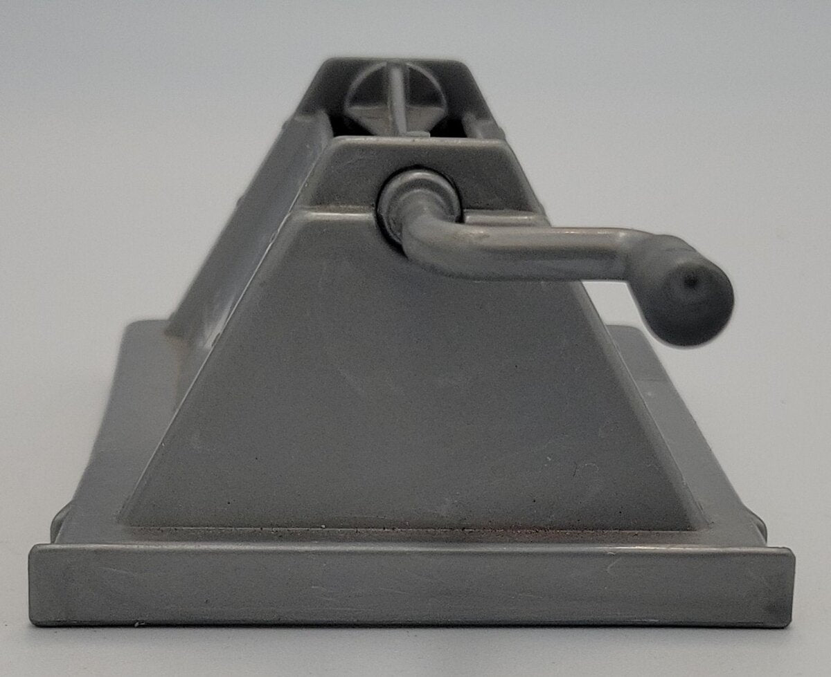 Acme 1111-25 Gray Spool Housing with Crank