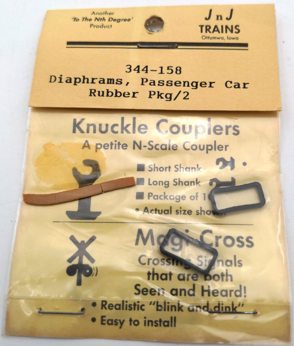 JnJ Trains 344-158 N Scale Diaphragms, Passenger Car Rubber Pkg/2