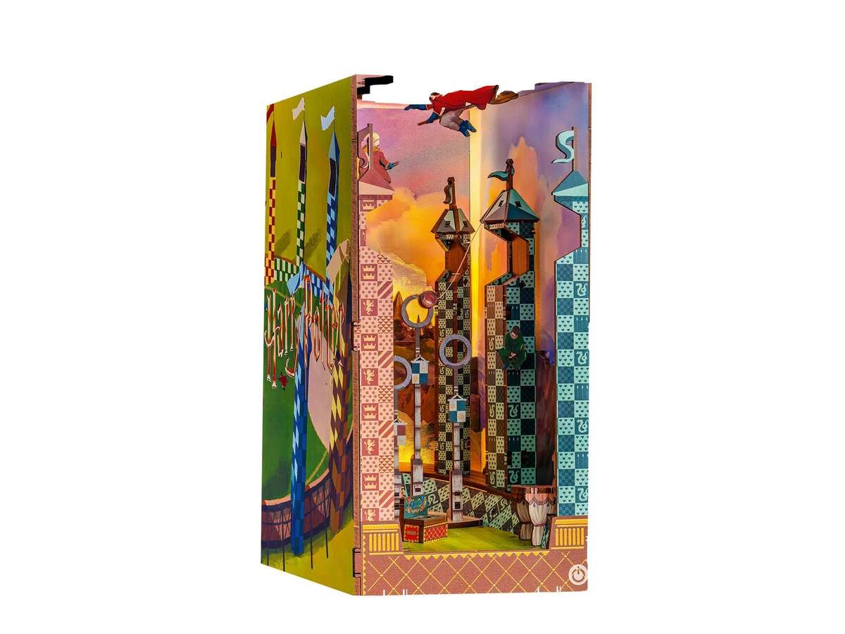 Revell 00532 Harry Potter - Quidditch Field Tiny Adventures Book Nooks
