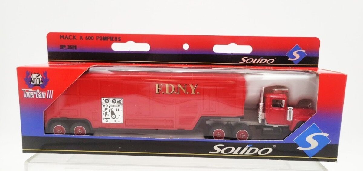 Solido 3511 1:43 Scale Toner-Gam III Mack R600 Pompiers FDNY Fire Vehicle