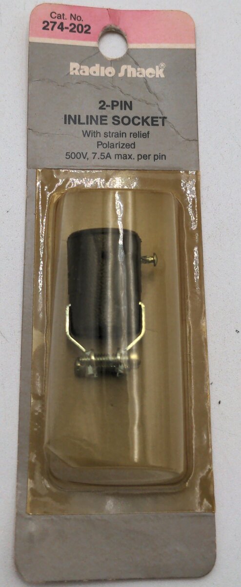 Radio Shack 274-202 2 Pin Inline Socket w/ Strain Relief Polarized 500V 7.5A Max