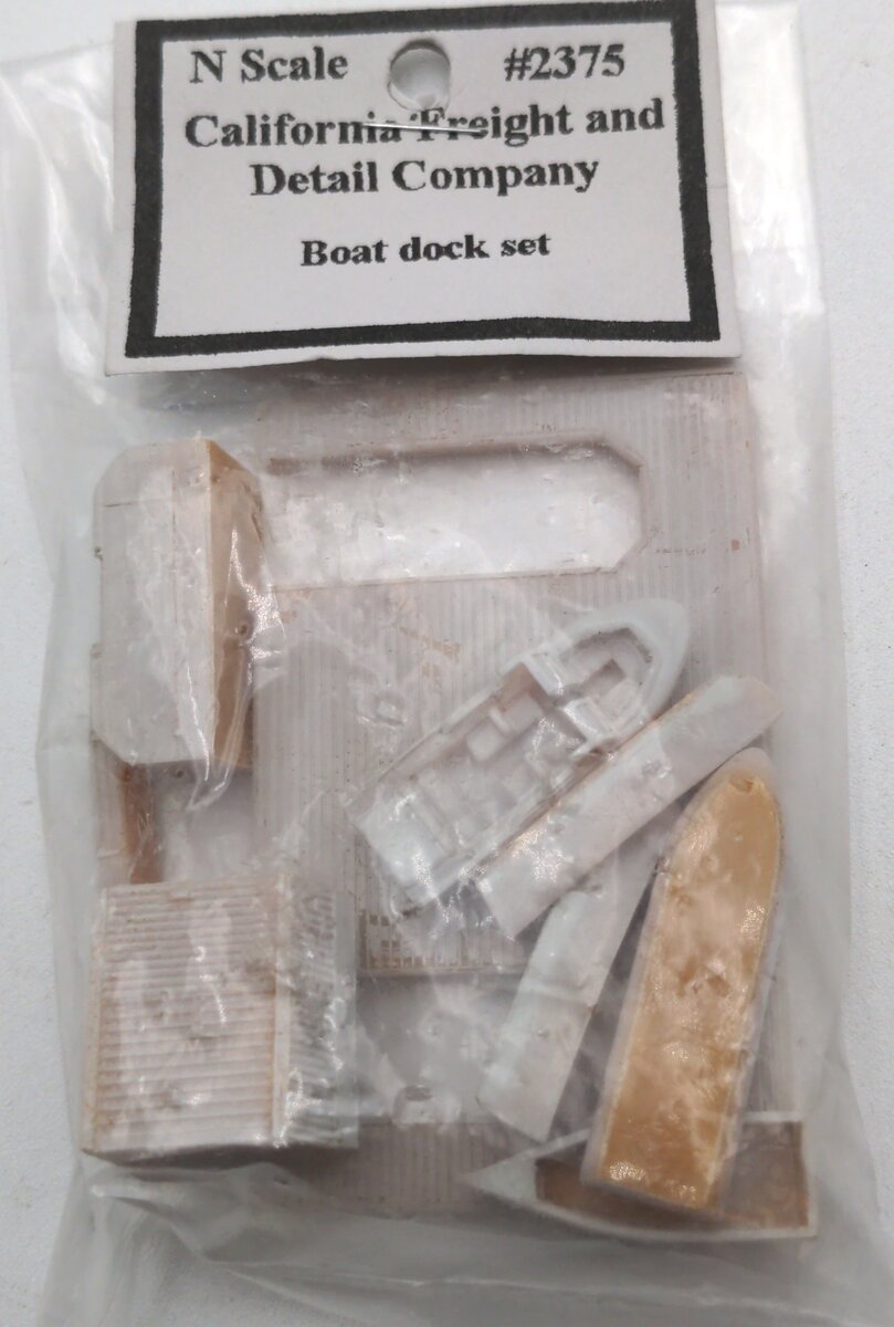 California Freight & Detail 2375 N Scale Boat Dock Set