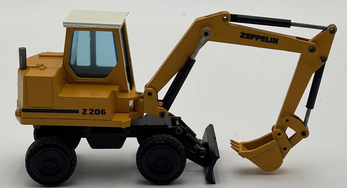 NZG 258 1:50 Zeppelin Z206M Mini Excavator LN/Box