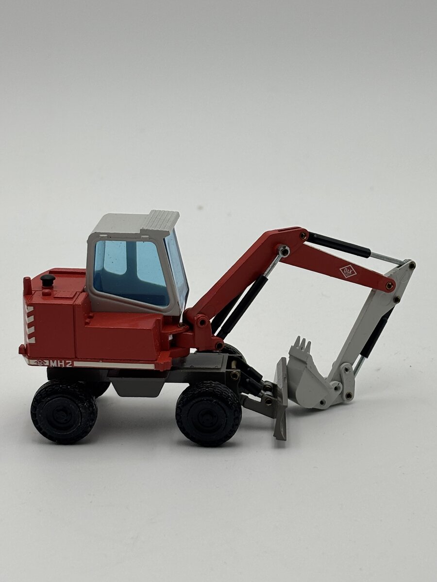 NZG 287 1:50 O&K Hydro-Mobilbagger MH2 Mini Excavator