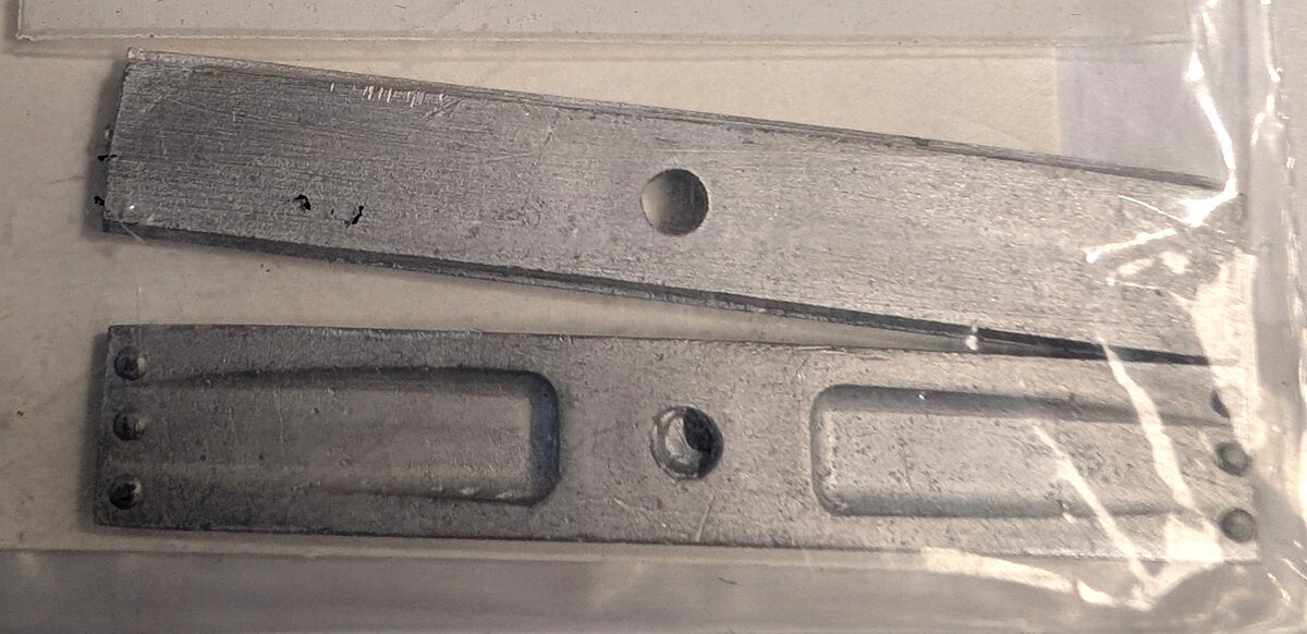 Walthers 941-891 HO/O Scale Cast Metal Bolsters Front (Pair)