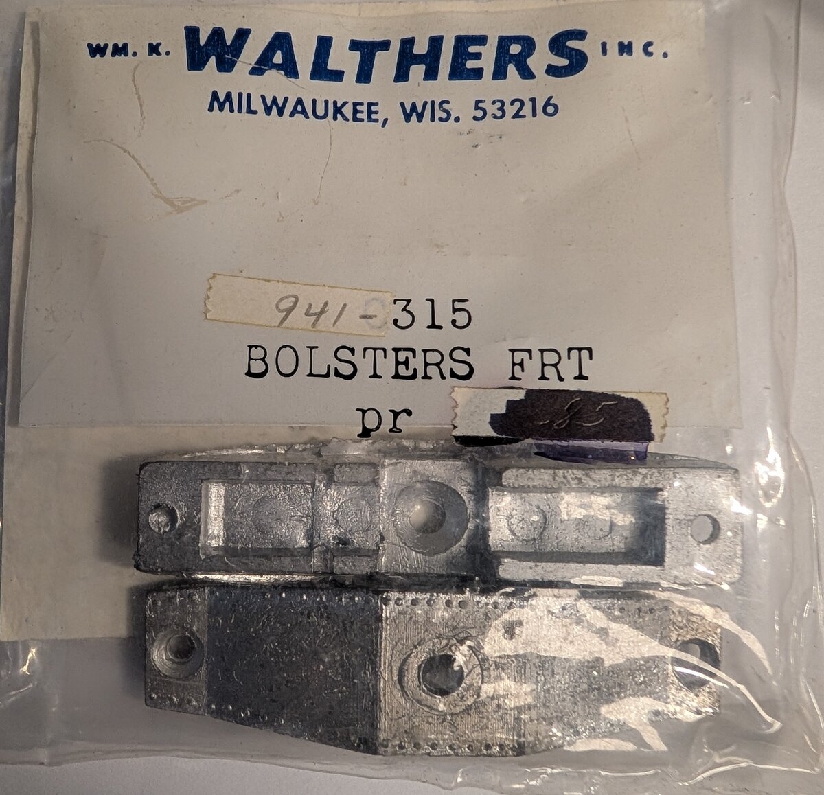 Walthers 941-315 O Scale Front Bolsters (Pair)