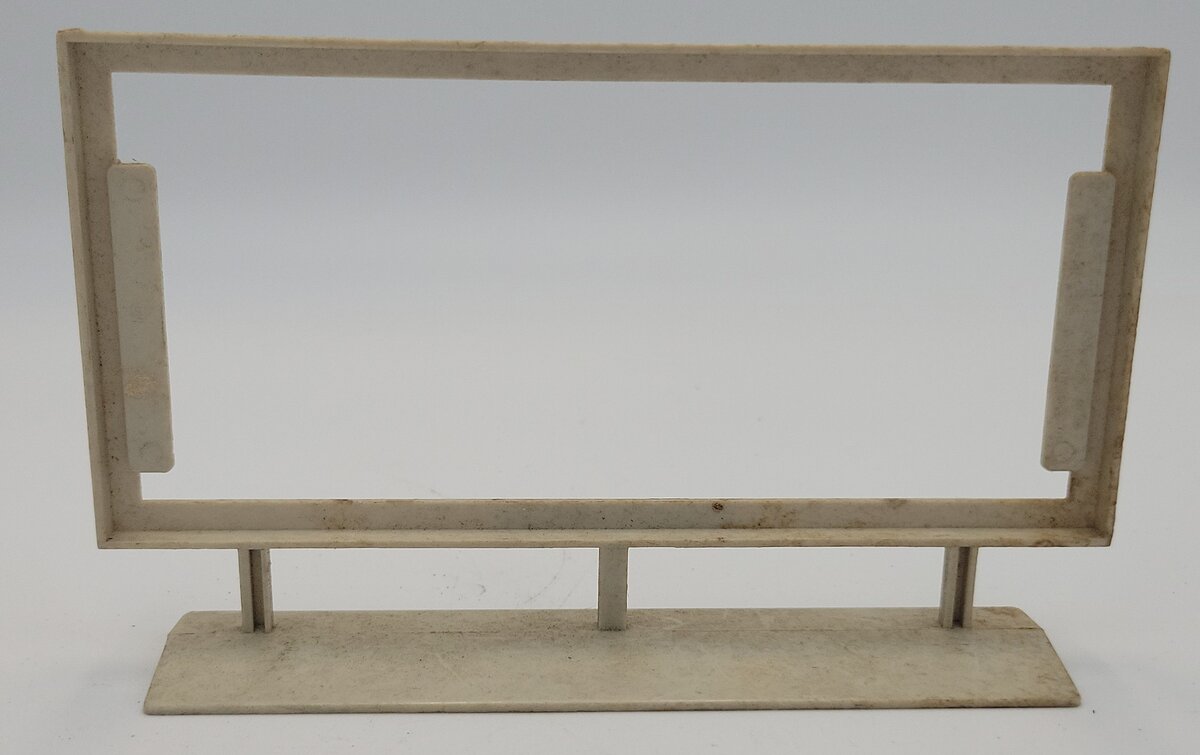 Multiplastics 0401-4 Gray "Foster and Kleiser" Billboard Frame