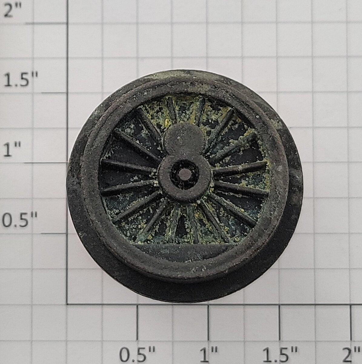 Lionel 8240-124 Geared End Wheel with Axle