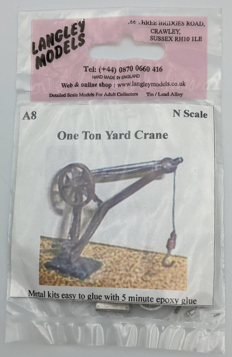 Langley Miniature Models A8 N One Ton Yard Crane Building Kit
