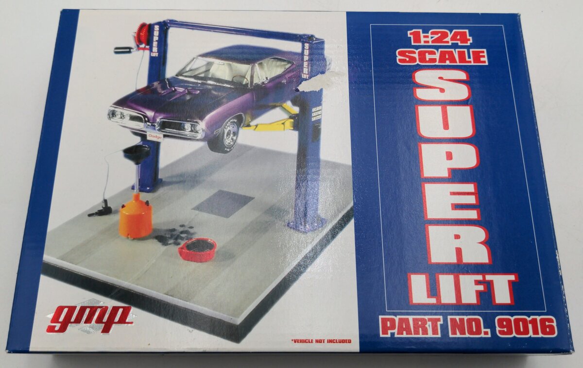 GMP 9016 1:24 Scale Super Car Lift
