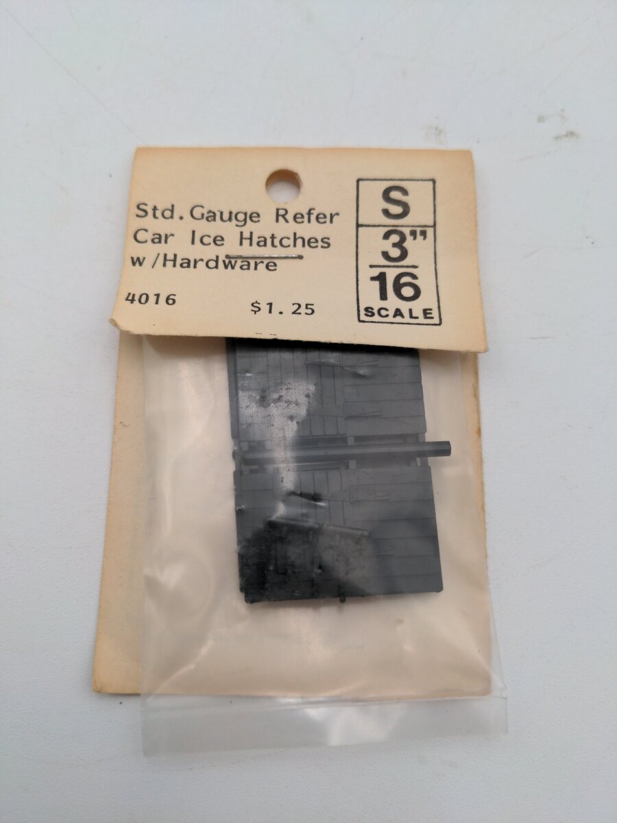 Grandt Line 4016 S Refer Car Ice Hatches W/ Hardware