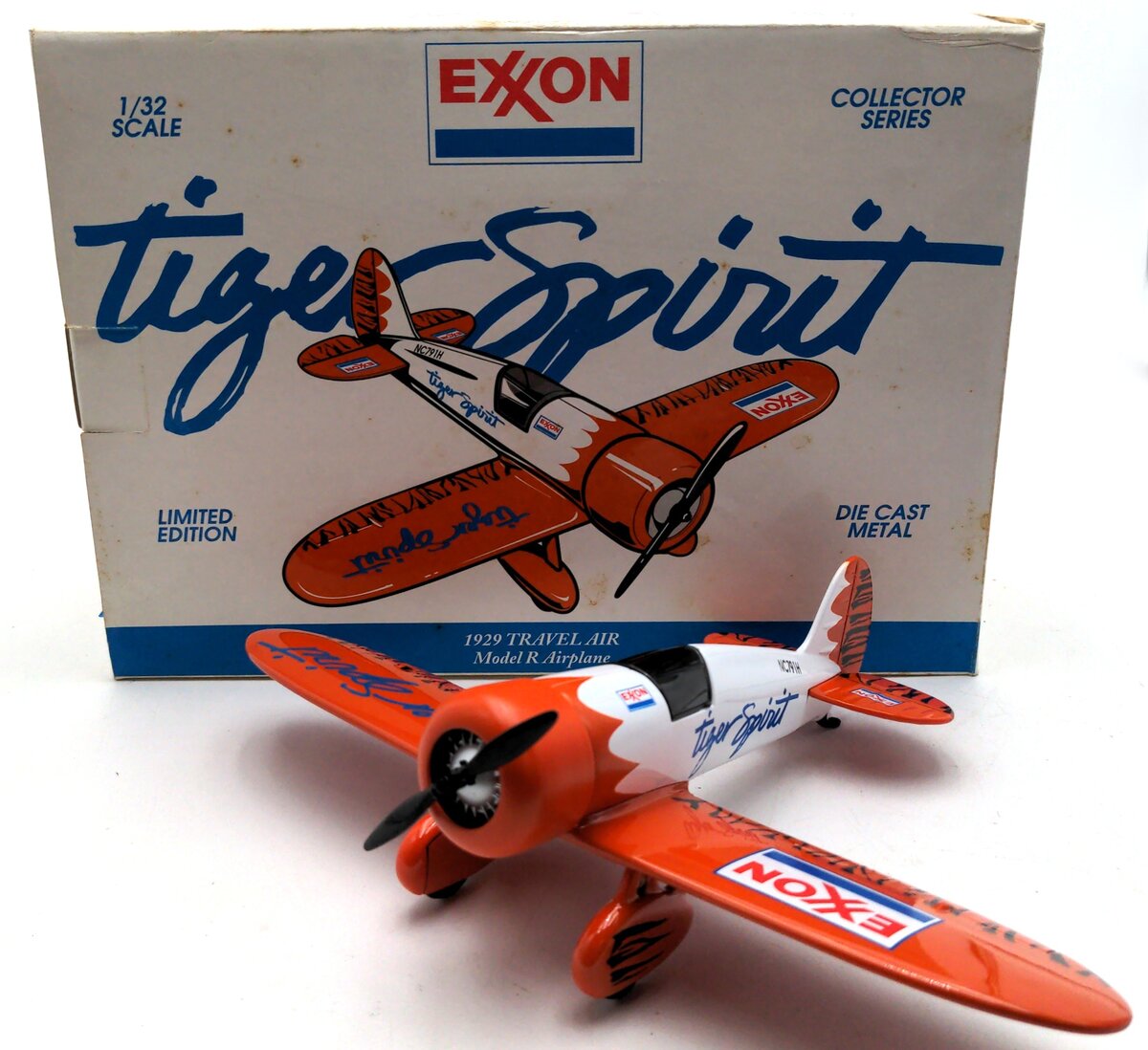 Exxon 40015 1/32 Scale Tiger Spirit 1929 Travel Air Model R Airplane Coin Bank