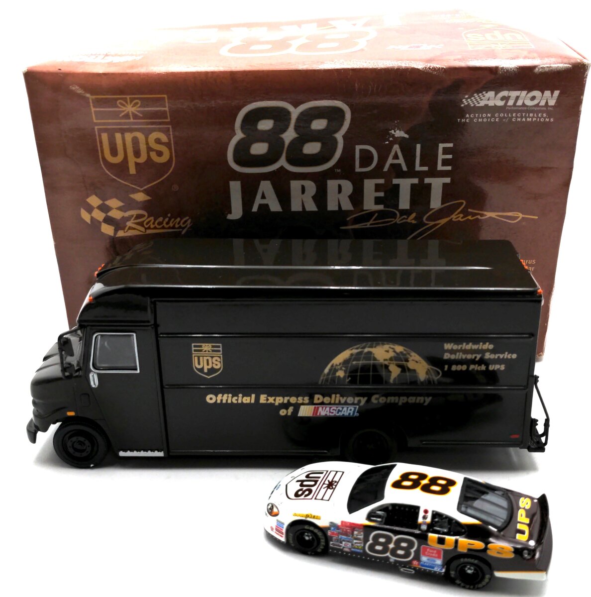 Action Racing 88 1:43 UPS Ford Taurus & 1:32 UPS Package Car Dale Jarrett