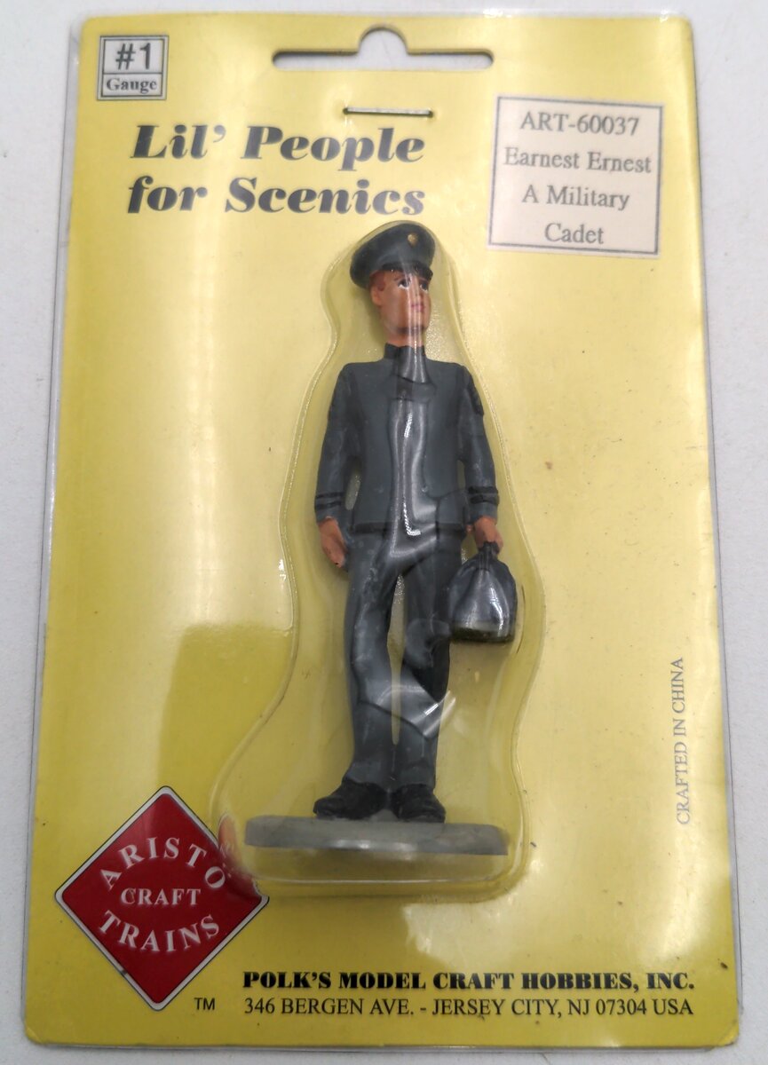 Aristo-Craft ART60037 G Scale Earnest Ernest A Military Cadet