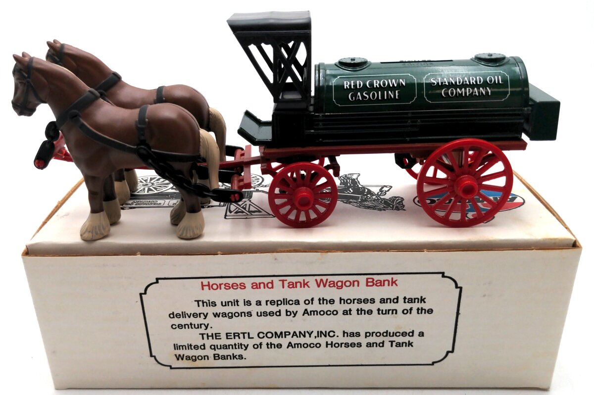 Ertl 9563 Horses and Tank Wagon Locking Coin Bank