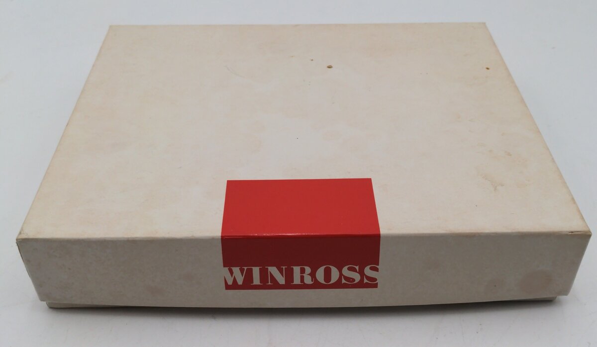 Winross Warner Lanbert Mouthwash And Moisturizer Truck