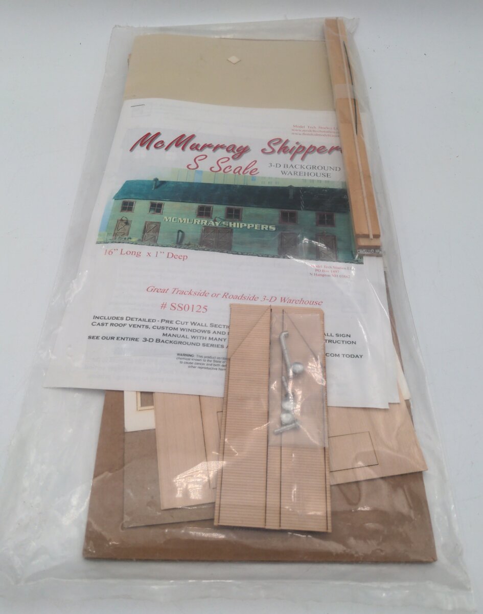 Model Tech Studios SS0125 S Scale McMurray Shippers 3-D Background Warehouse