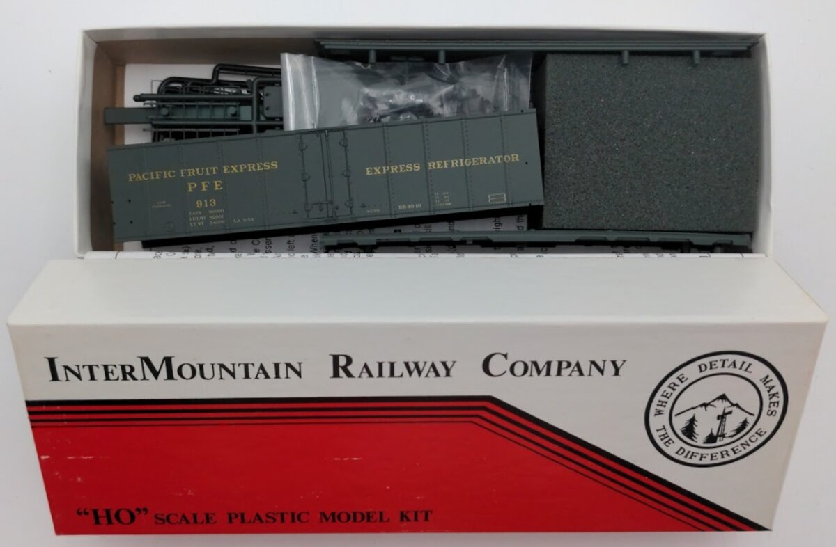 InterMountain 40512-04 HO Scale Ice Bunker Pacific Fruit Express # 913 Kit