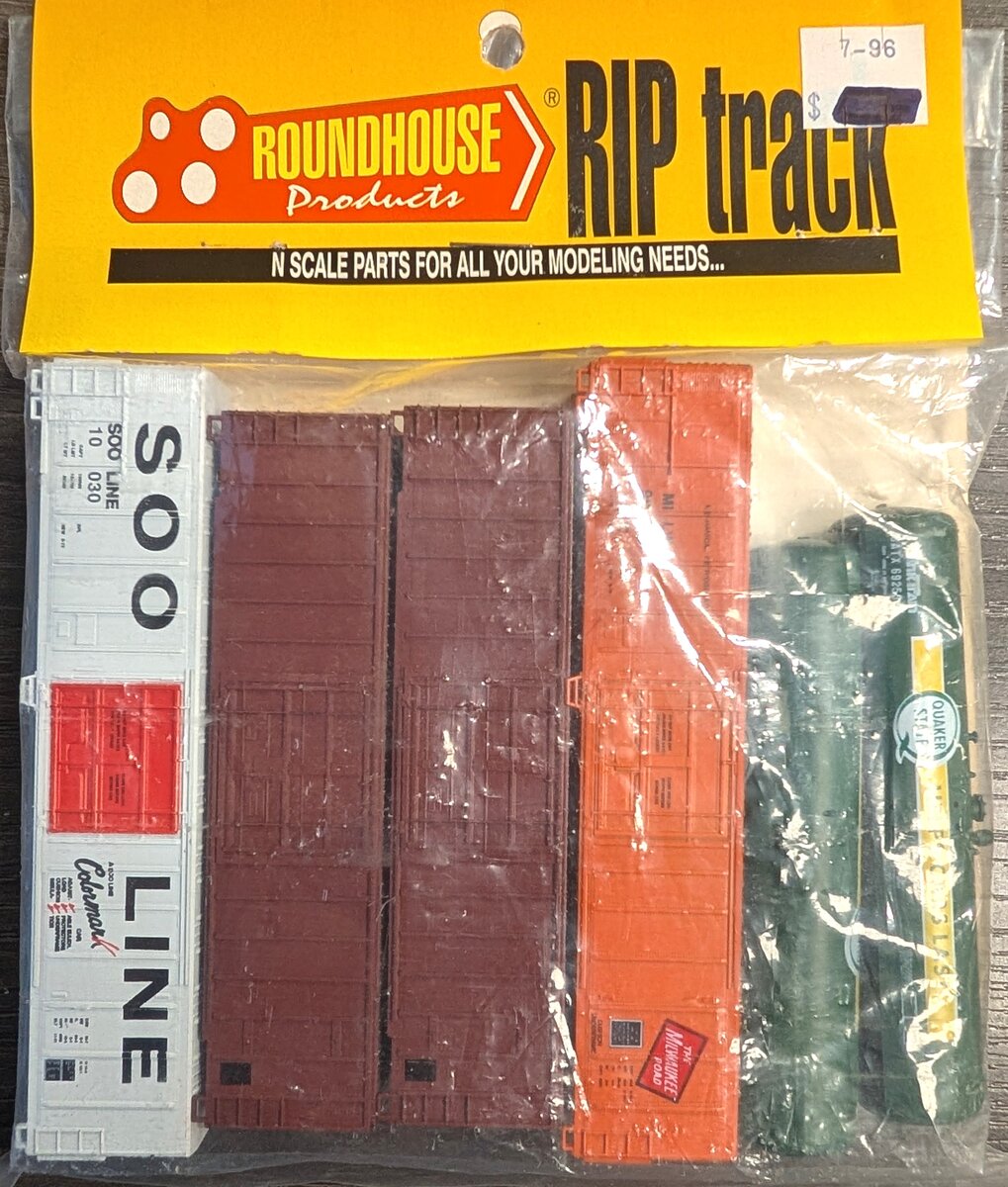 Roundhouse 8979 N Scale Rip Track Mixed Car Lot (w/o Trucks or Wheels)(Set of 6)