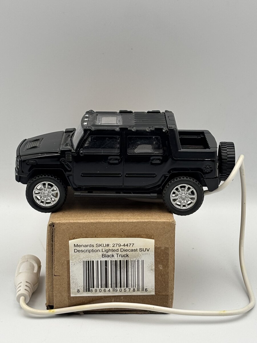 Menards 279-4477 1:48 SUV Black Truck Lighted Diecast