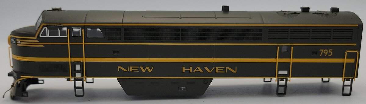 True Line 795 HO New Haven C-Liner Diesel Locomotive Shell #795