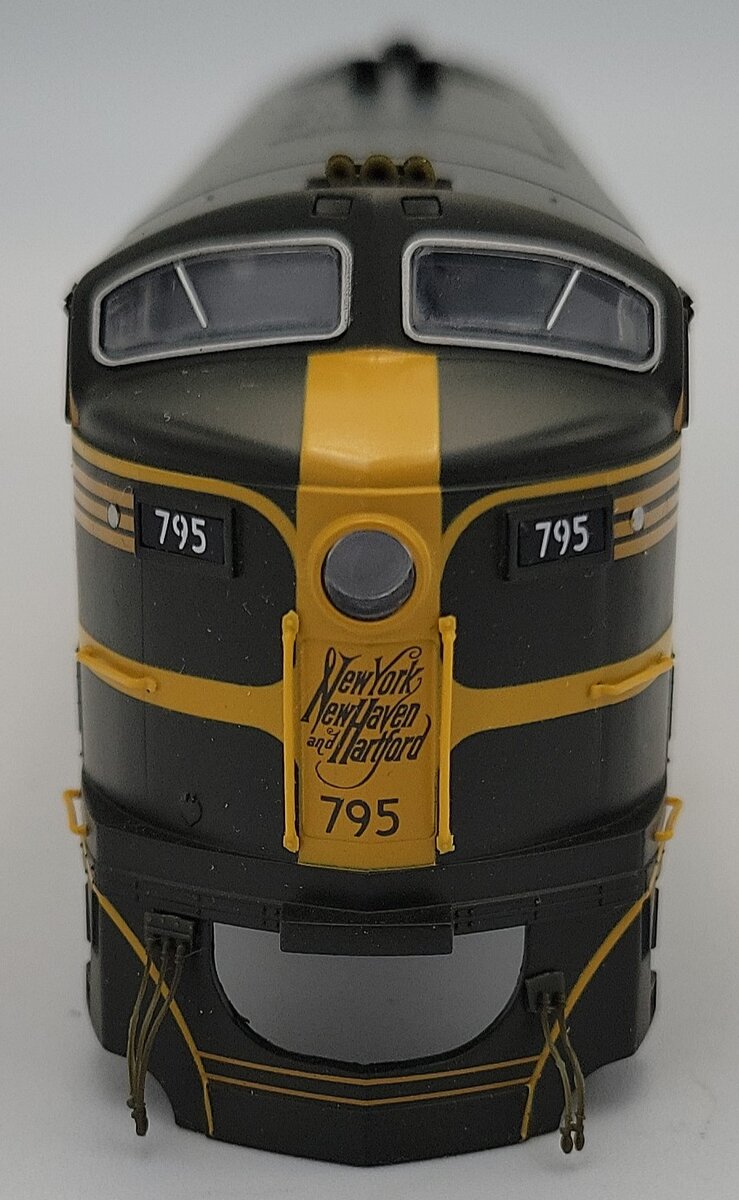 True Line 795 HO New Haven C-Liner Diesel Locomotive Shell #795