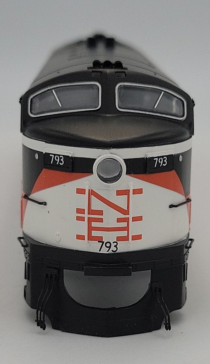 True Line 793 HO New Haven C-Liner Diesel Locomotive Shell #793