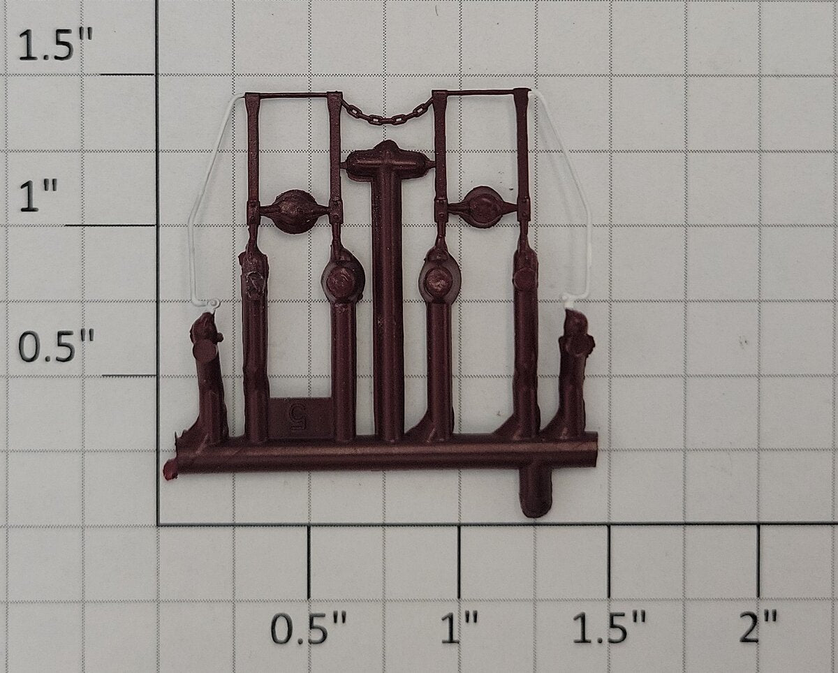 Athearn 67575 HO Maroon / White End Rail on Sprue