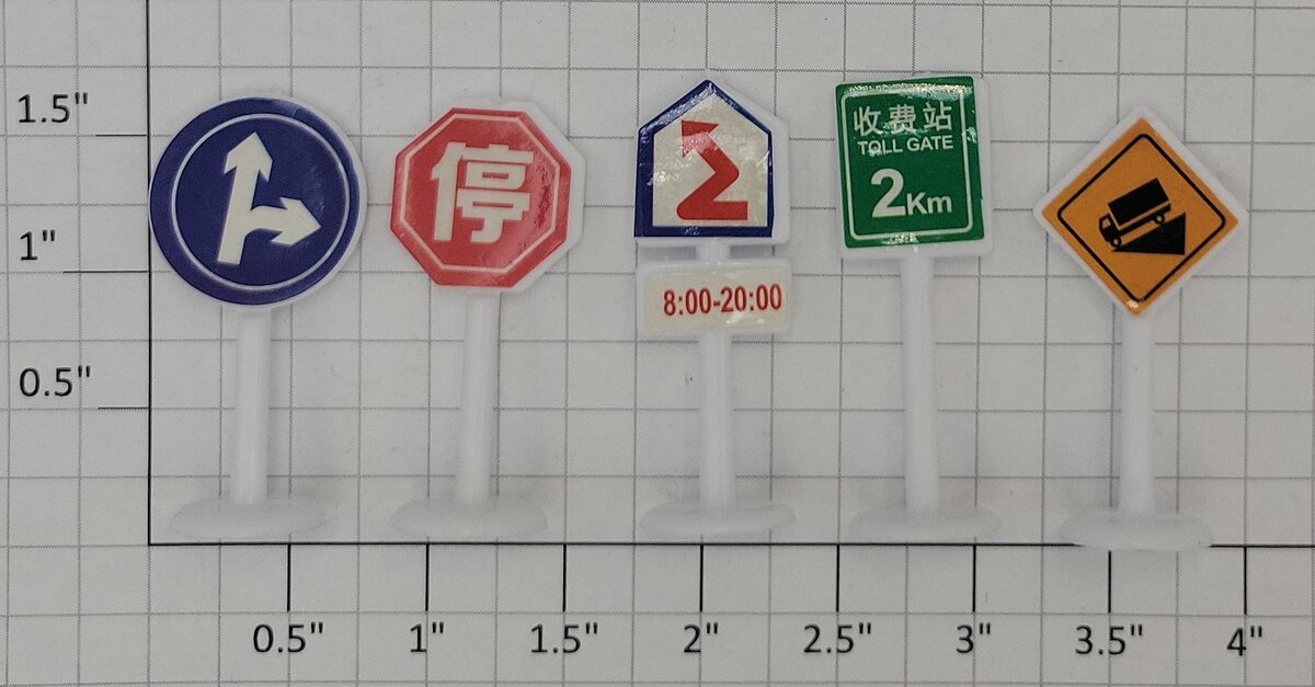 RUIG 20922A Road and Traffic Signs, Cones and Barriers Assortment (Bag of 16)