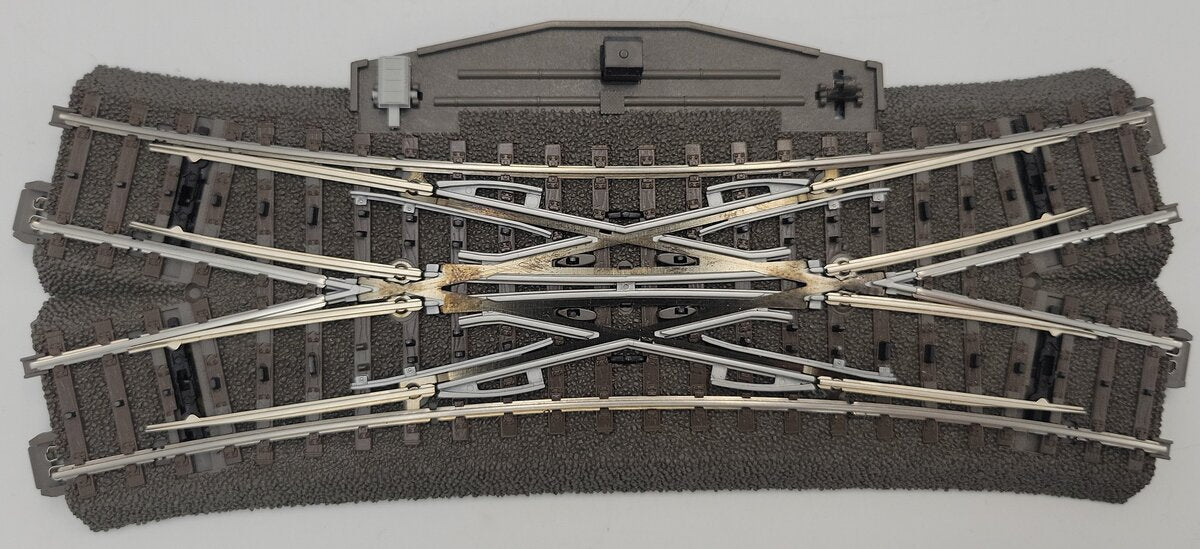 Marklin 24624 HO Gauge Double Slip Switch with Wiring
