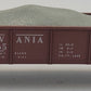 AHM 357765 Brown Pennsylvania Gondola Car with Load and Broken Step