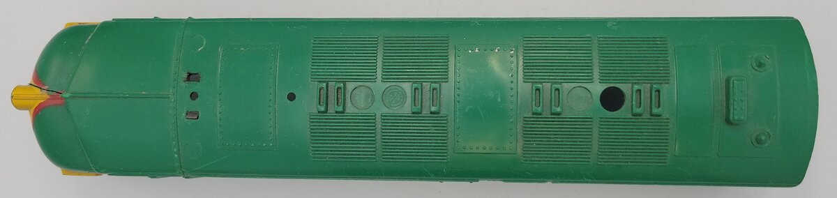 Marx 901-1 O Gauge Green and Yellow Western Pacific F-3 A-Unit Diesel Loco Shell