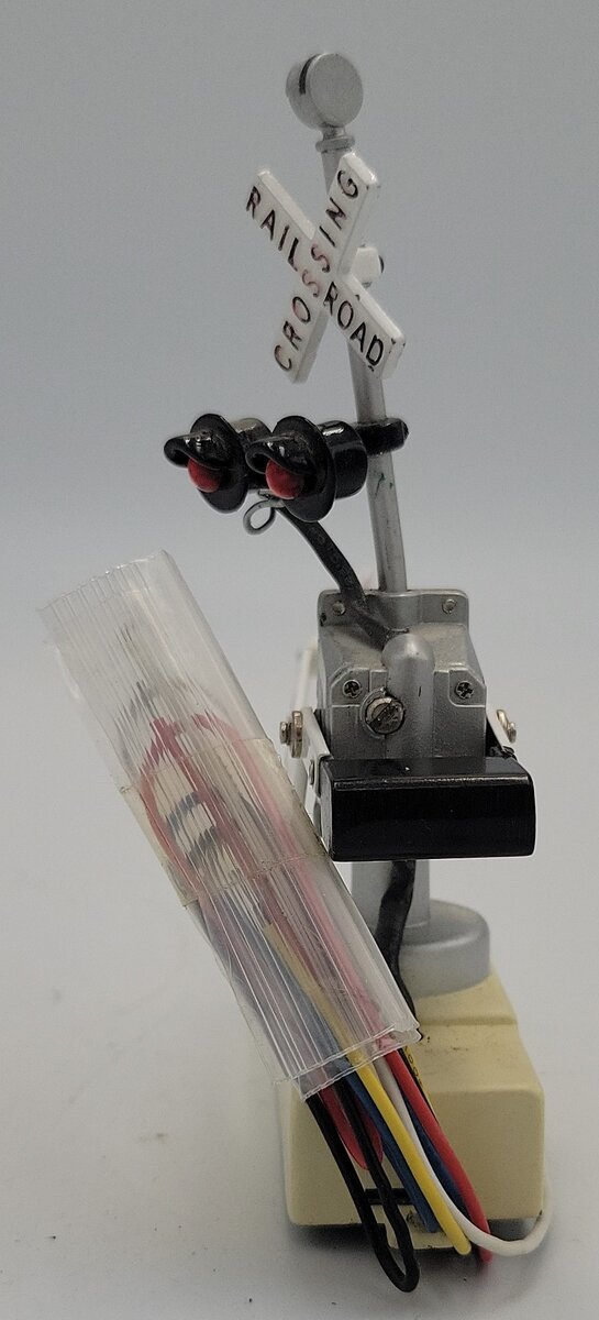 MTH 30-11012 Operating Crossing Gates Signal (Set of 2)