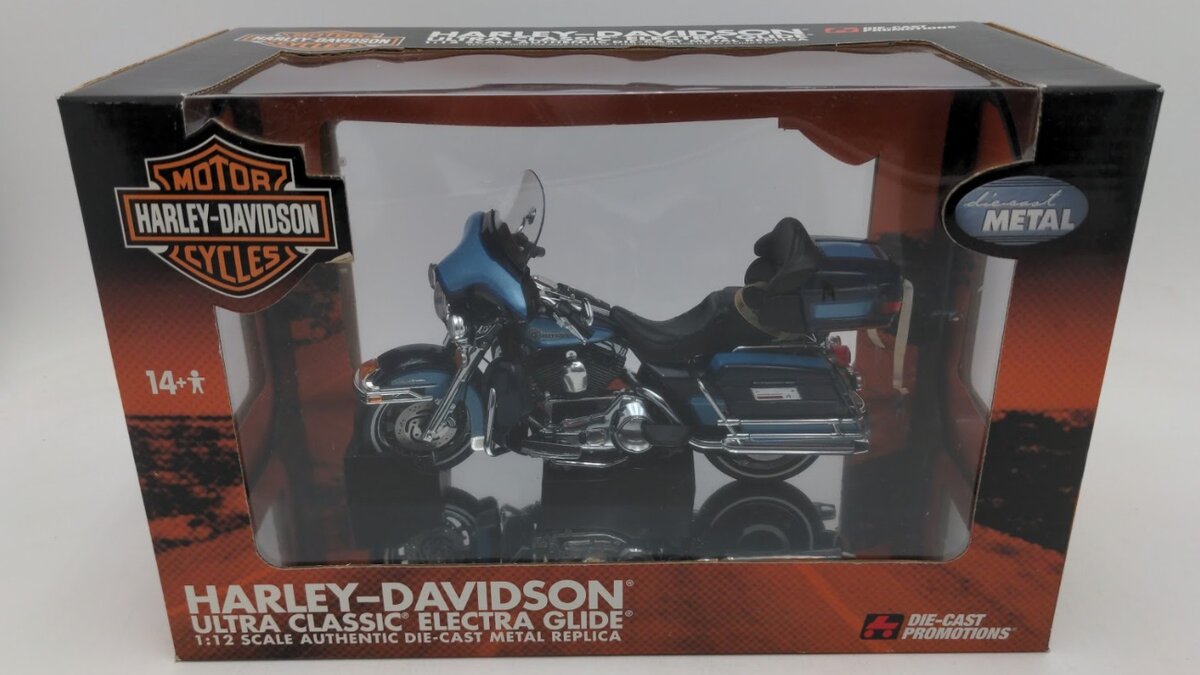 Die Cast Promotions 1016 1:12 Scale Blue Harley-Davidson Electra Glide Diecast