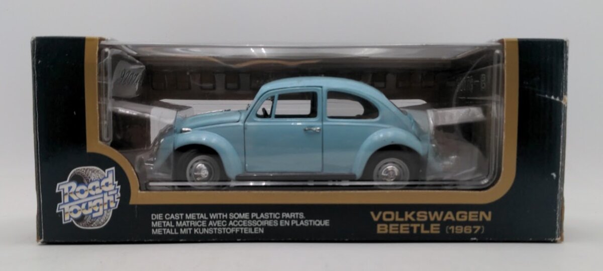 Road Tough 92078 1:18 Scale Baby Blue Volkswagen Beetle (1967) Die Cast Metal