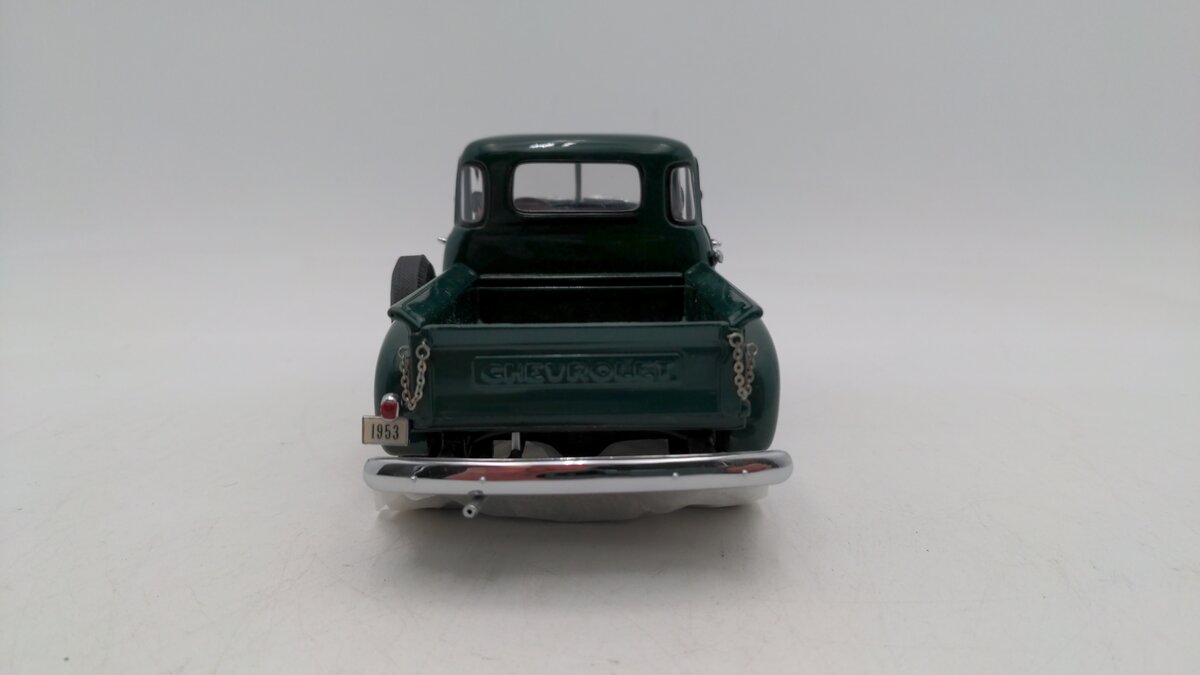 Danbury Mint 1953 1:24 Scale Dark Moss Green Chevrolet Pickup