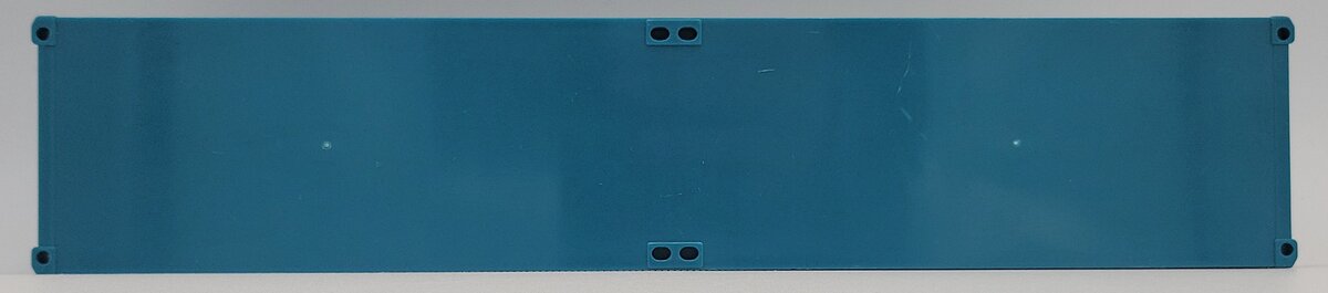 MTH 20-95100 O Gauge Premier 40' Blank Blue/Green Container with Black Floor