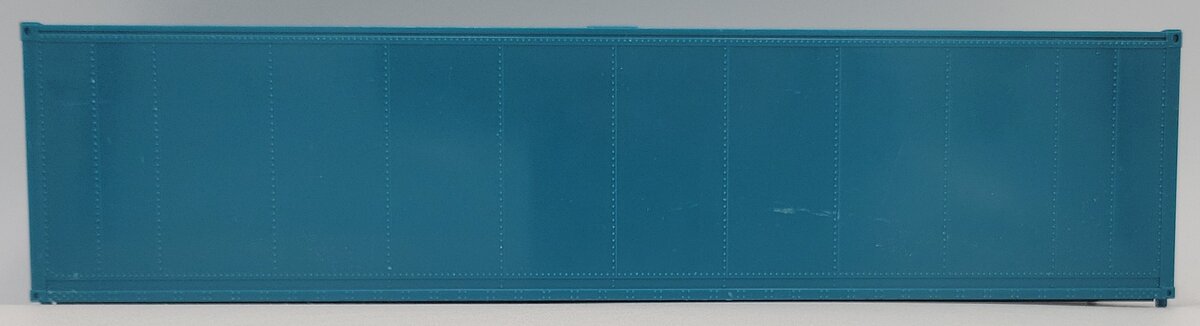 MTH 20-95100 O Gauge Premier 40' Blank Blue/Green Container with Black Floor