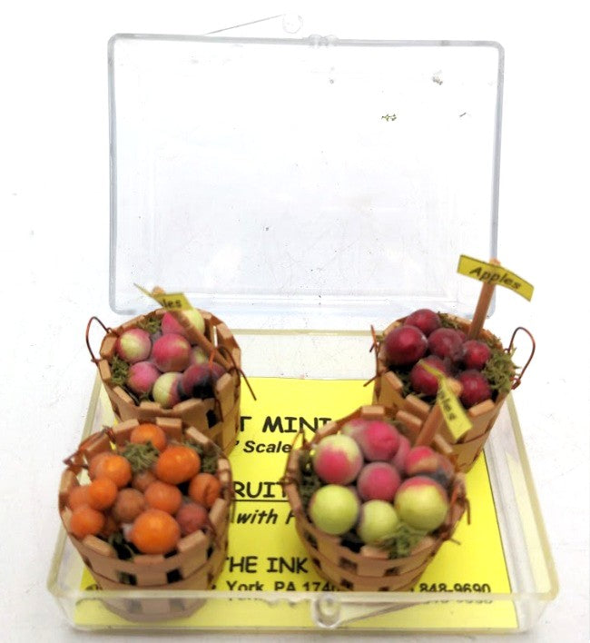 Layout Miniatures G Scale 3 Apples & 1 Orange Fruit Baskets With Signs(Set of 4)