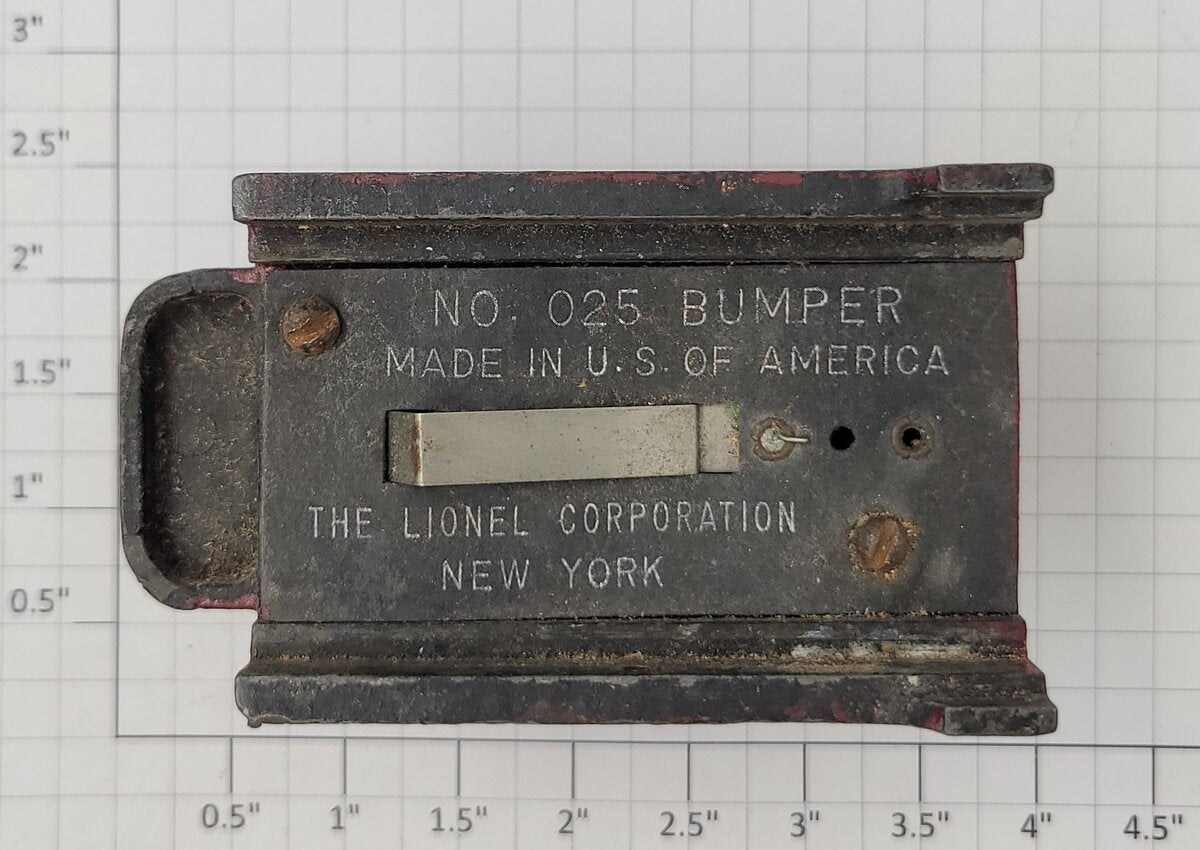 Lionel 025-14 Lionel Prewwar Red Painted Track Bumper with Missing Bulb & Cover