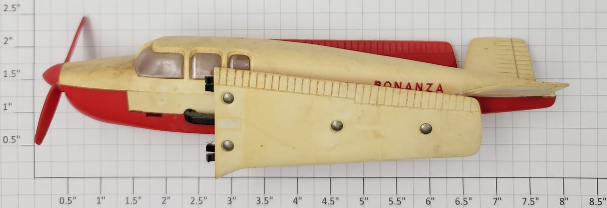Lionel 6800-60 O Gauge White Over Red Bonanza Airplane Complete
