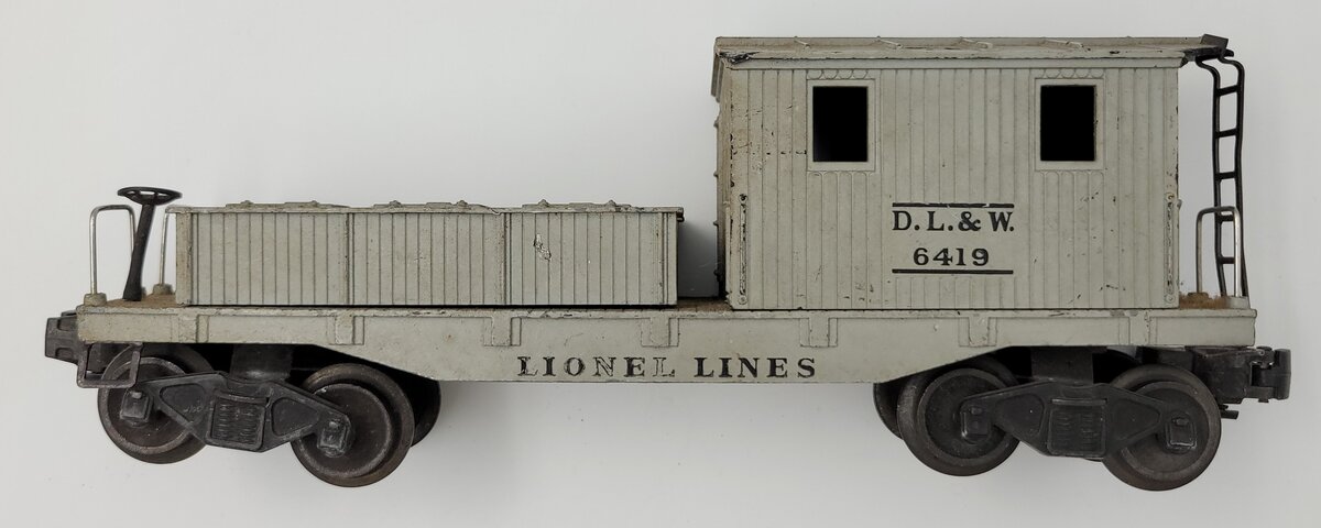 Lionel 6419 O Gauge DL&W Gray Work Caboose with Damaged Roof & w/o Smokestack