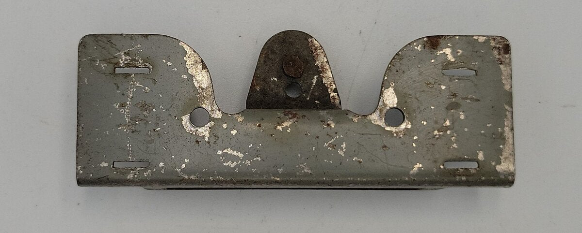 American Flyer 4021-10 Wide Gauge Gray Coupler Receiver Bracket