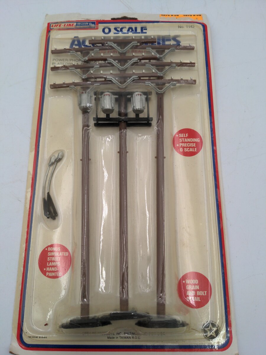 Life Like 01143 O Scale Power Phone Poles w/ Platform & Transformers